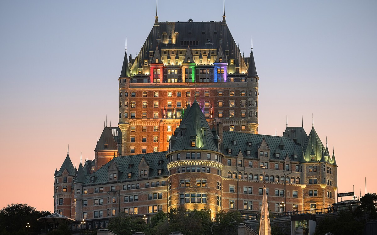 魁北克城：芳堤娜城堡酒店（Château Frontenac）
