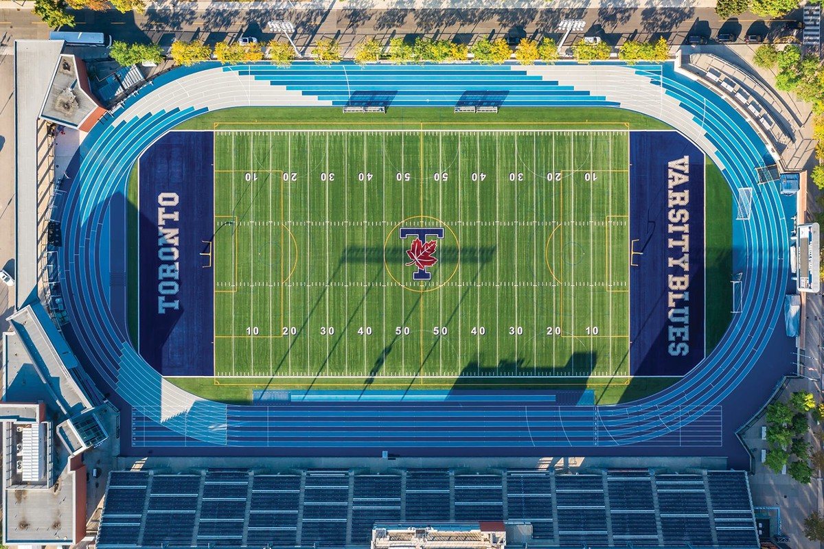 多伦多大学：Varsity Stadium 田径场